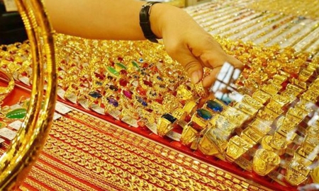 vàng nhẫn giảm 1,3 triệu đồng/lượng.