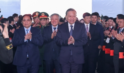 Tổng Bí thư Tô Lâm, Thủ tướng Chính phủ Phạm Minh Chính dự lễ khởi công nhà máy chế tạo chip bán dẫn đầu tiên tại Việt Nam