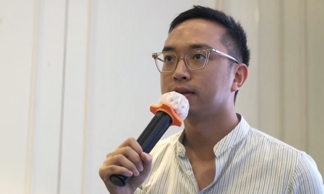 Phía sau những lượt xem triệu view: guồng quay nội dung và áp lực không ngừng nghỉ của người trẻ trên mạng xã hội.