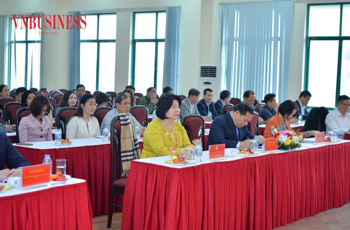 Quang cảnh hội nghị.