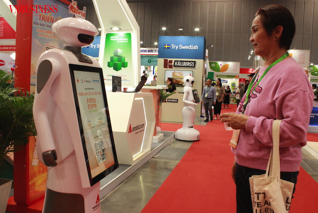 Việc tiên phong ứng dụng AI vừa giúp DN Việt tinh gọn mạnh và vừa tạo được lợi thế cạnh tranh.