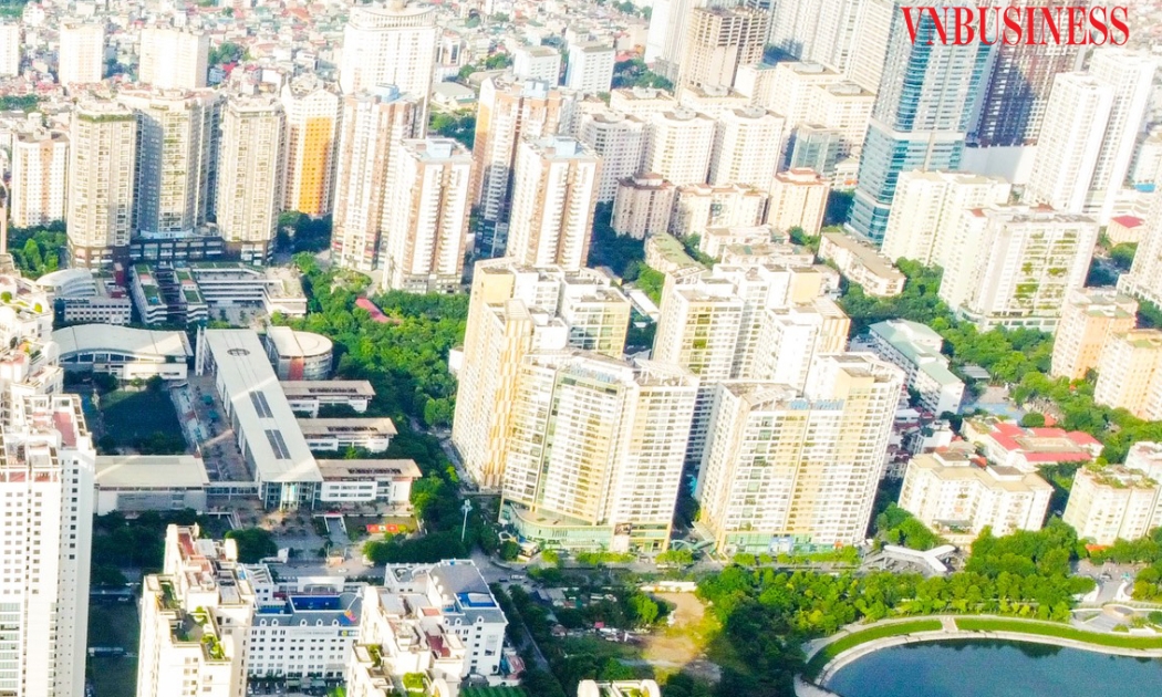 Áp lực kép của người mua nhà trong vòng xoáy lãi suất