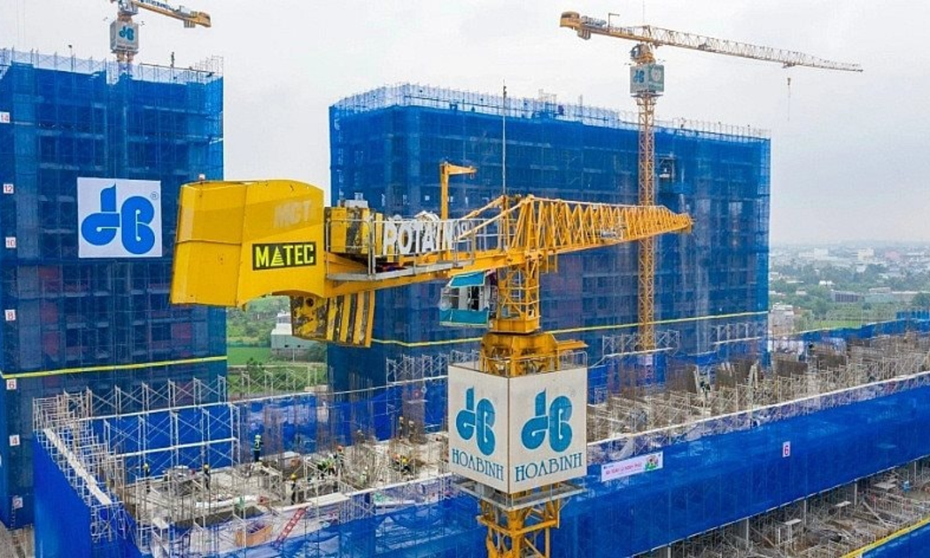 Tập đoàn Xây dựng Hòa Bình đang chậm đóng BHXH hơn 57 tỷ đồng.