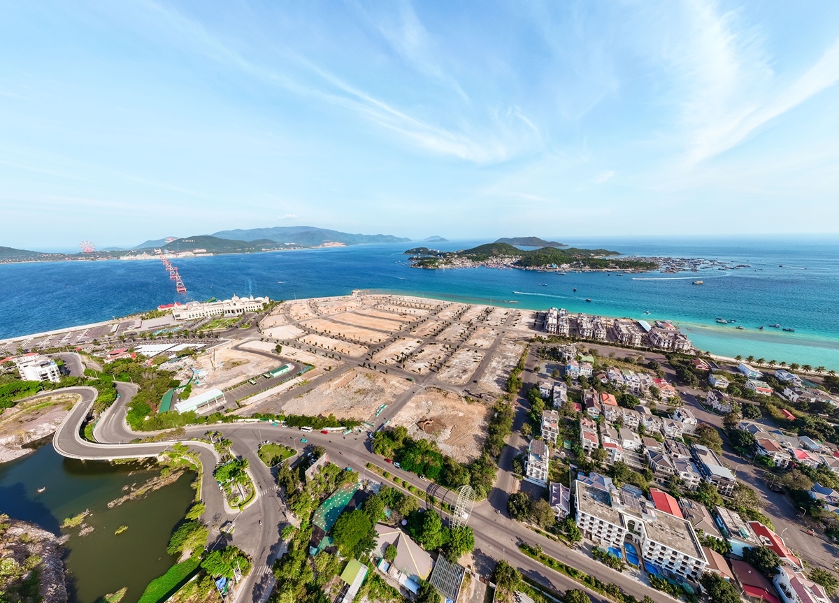 Vinhomes Pearl Bay đang dần lộ diện tại Số 9 Trần Phú - vị trí đẹp nhất trên tuyến đường danh giá bậc nhát Nha Trang.