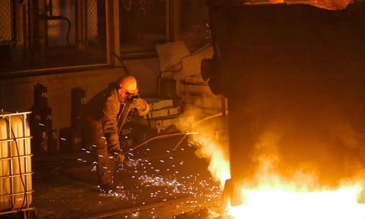 Mỗi kWh điện có thể bị quy đổi thành chi phí carbon, xuất khẩu Việt Nam đối mặt thách thức