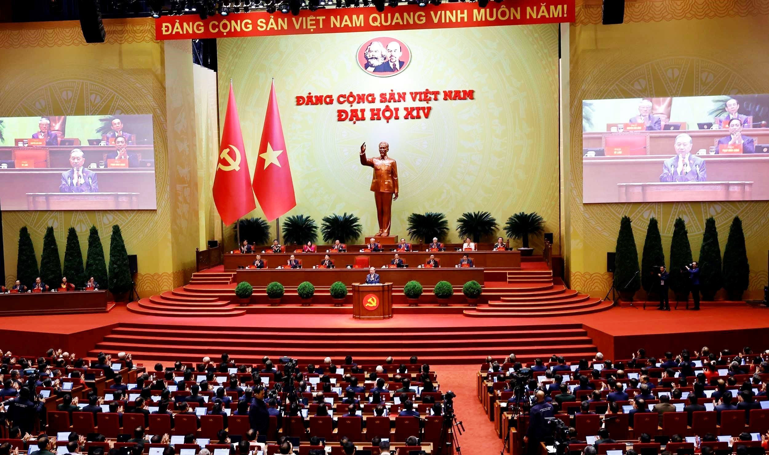 Đại hội XIV tiến hành công tác nhân sự