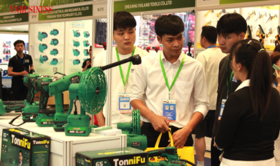 Vẫn đang tồn tại vấn đề là doanh nghiệp FDI nhập khẩu phần lớn nguyên phụ liệu và linh kiện, trong khi DN trong nước đứng ngoài chuỗi cung ứng.