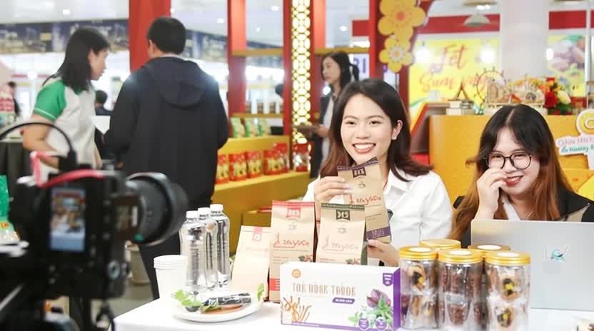 Chuyển đổi số HTX: Từ nhu cầu tự thân đến đòi hỏi tất yếu để bứt tốc