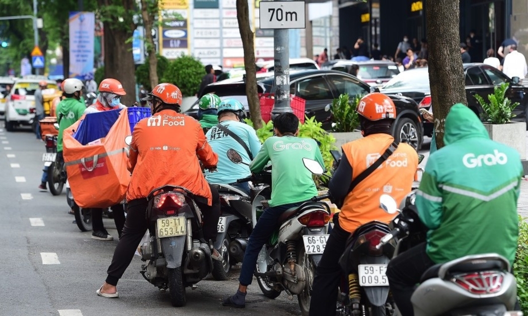 Năm 2025, tổng giá trị giao dịch đặt đồ ăn qua ứng dụng tại Việt Nam là 2,1 tỉ USD.