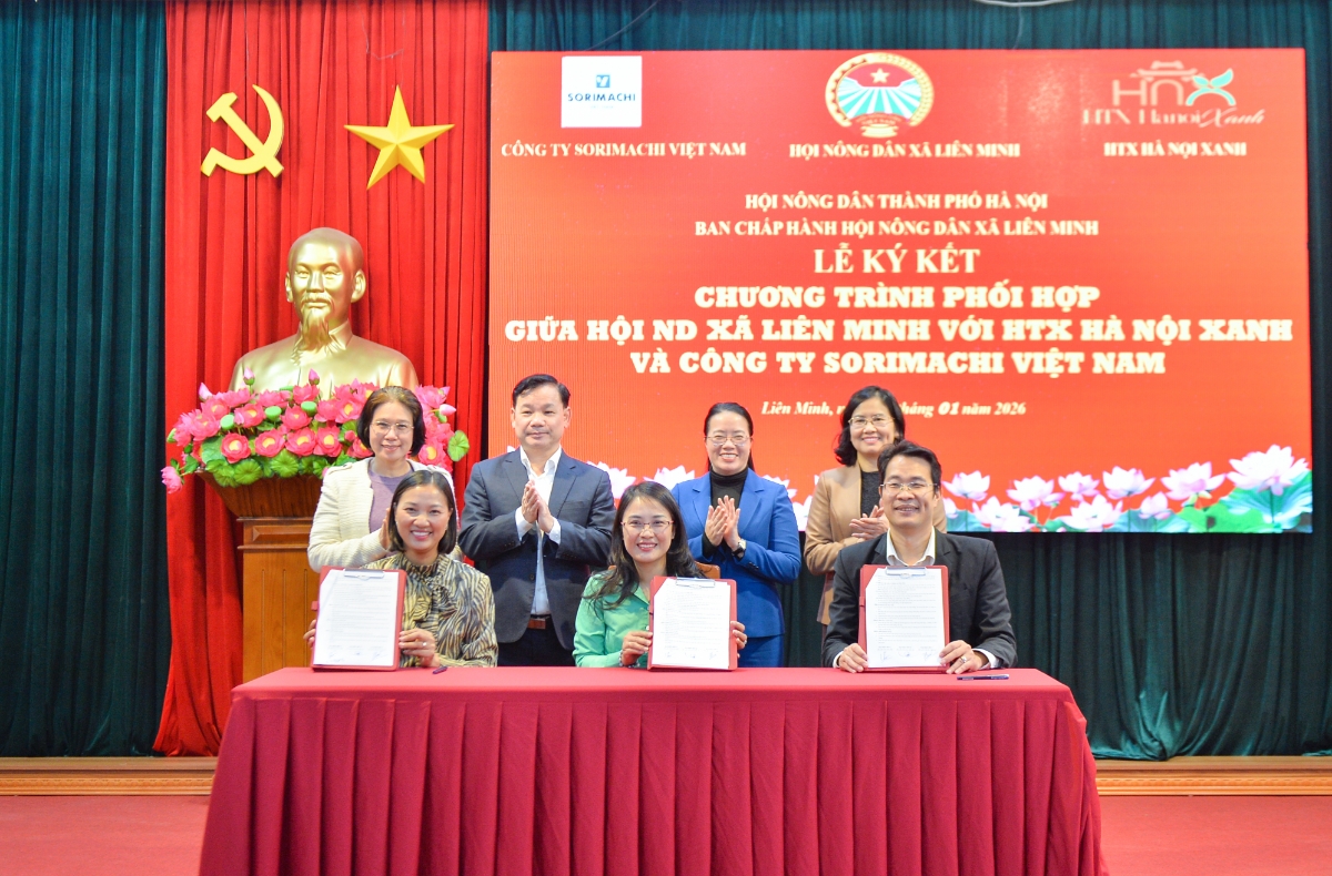 Lễ ký kết MOU giữa Hội Nông dân xã Liên Minh, HTX Hà Nội Xanh, Công ty Sorimachi Việt Nam.