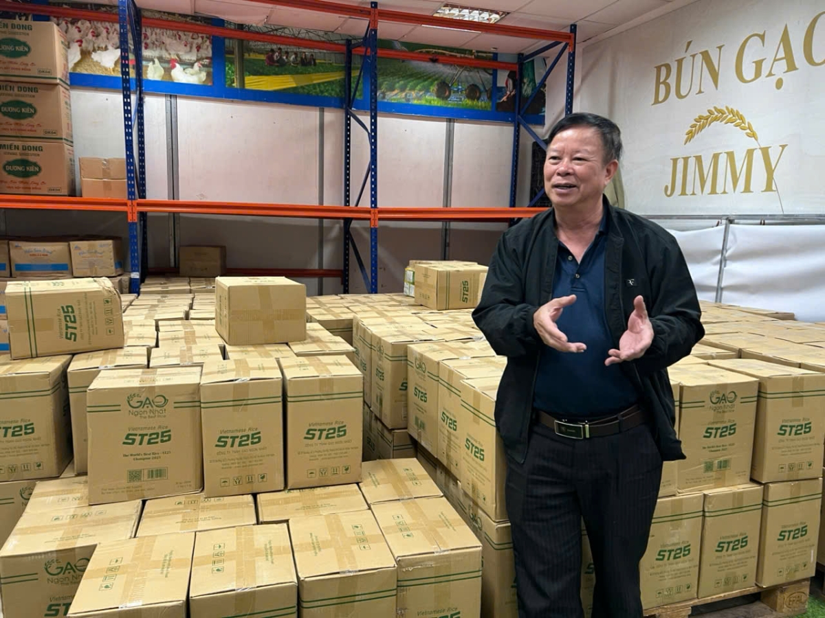 Ông Phan Trọng Tuệ, Giám đốc Công ty TM Gạo Ngon Nhất khu vực miền Bắc.