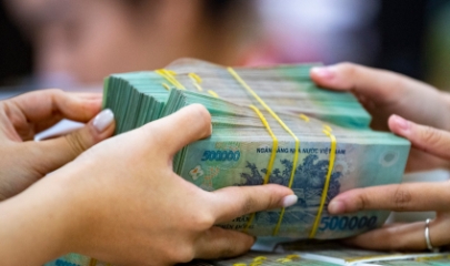 Mặt bằng lãi suất huy động đầu tháng 2 ghi nhận sự phân hóa mạnh với động thái giảm bất ngờ từ Sacombank và đà tăng nhẹ của ACB.