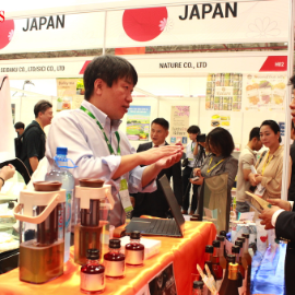 Các DN Nhật tại Việt Nam vẫn còn e ngại phải đối mặt là hệ thống pháp luật chưa hoàn thiện và vận hành thiếu minh bạch.