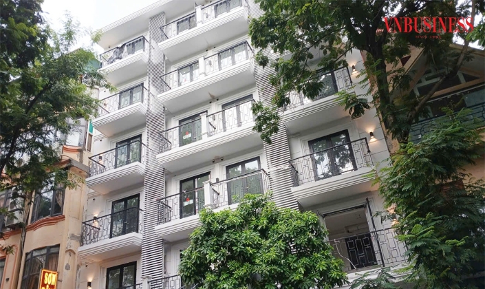 nhà phố cổ ven hồ Tây