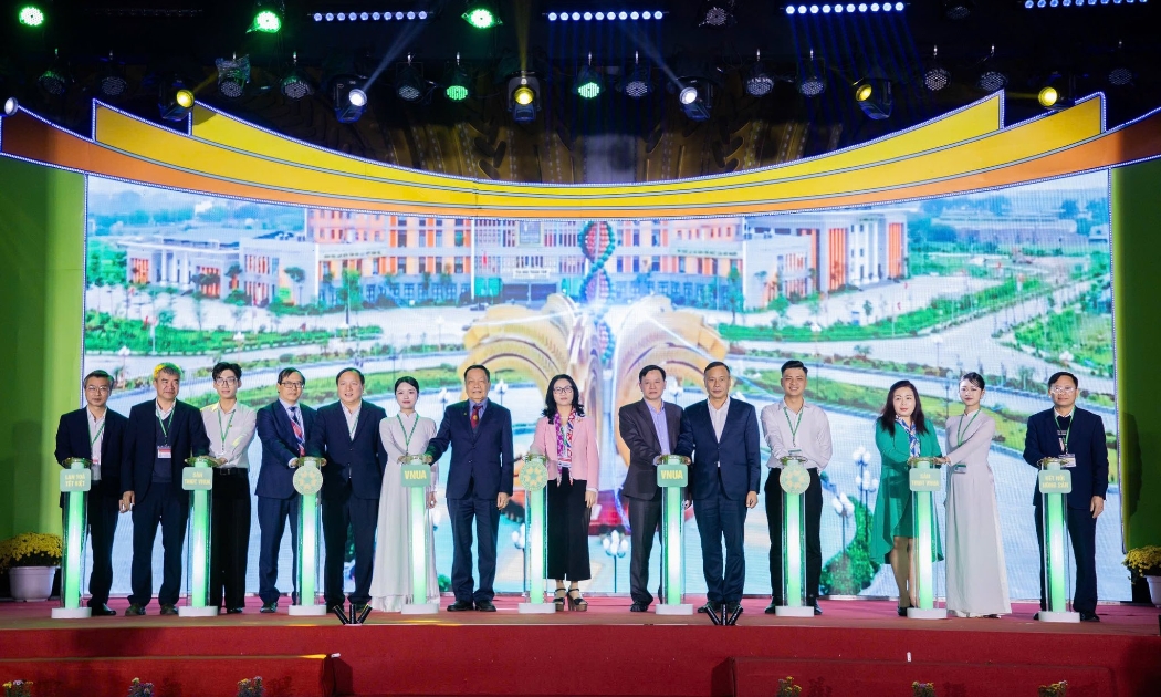 Sàn thương mại điện tử VNUA-MART chính thức được ra mắt, là công cụ hỗ trợ kết nối thị trường, thúc đẩy chuyển đổi số cho HTX, doanh nghiệp nông nghiệp.