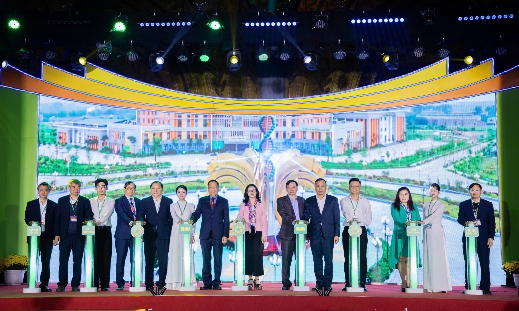 Sàn thương mại điện tử VNUA-MART chính thức được ra mắt, là công cụ hỗ trợ kết nối thị trường, thúc đẩy chuyển đổi số cho HTX, doanh nghiệp nông nghiệp.