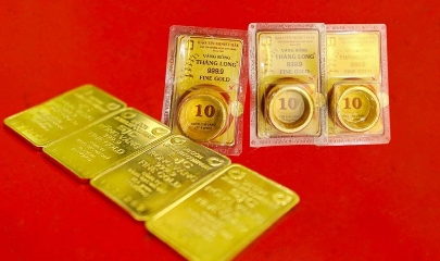 Giá vàng trong nước tiếp tục xu hướng lao dốc kéo dài từ tuần trước đó.