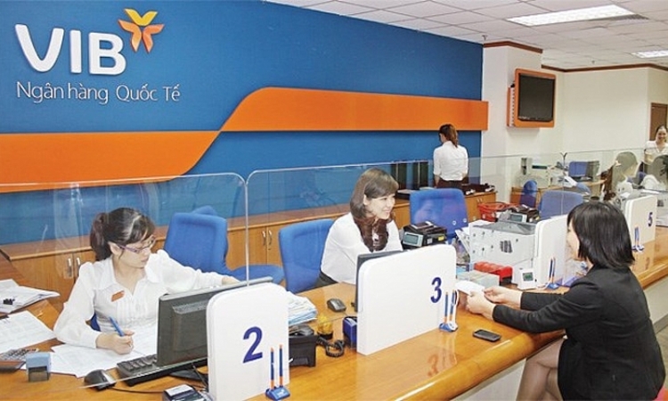 Ngân hàng chấp nhận giảm lãi, mạnh tay dọn nợ xấu