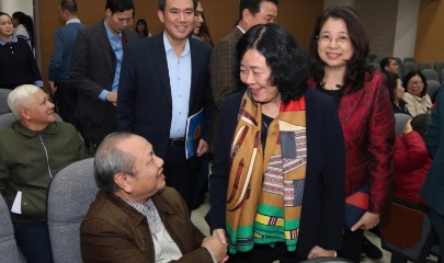 Chủ tịch UBTƯ MTTQ Việt Nam Bùi Thị Minh Hoài dự Hội nghị lấy ý kiến cử tri nơi cư trú đối với người ứng cử đại biểu Quốc hội khoá XVI.