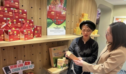 Không gian trưng bày, livestream “Sức sống hàng Việt” chính thức được khai mạc tại tại 62 Tràng Tiền, Hà Nội ngày 5/2.