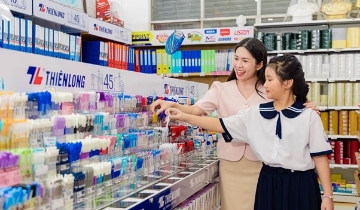 ‘Vua bút bi’ bị phạt thuế trước khi về tay người Nhật