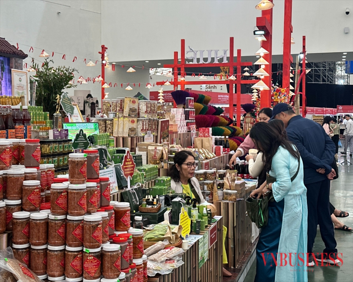 Thương mại dịch vụ tăng trưởng tích cực trong tháng đầu năm 2026