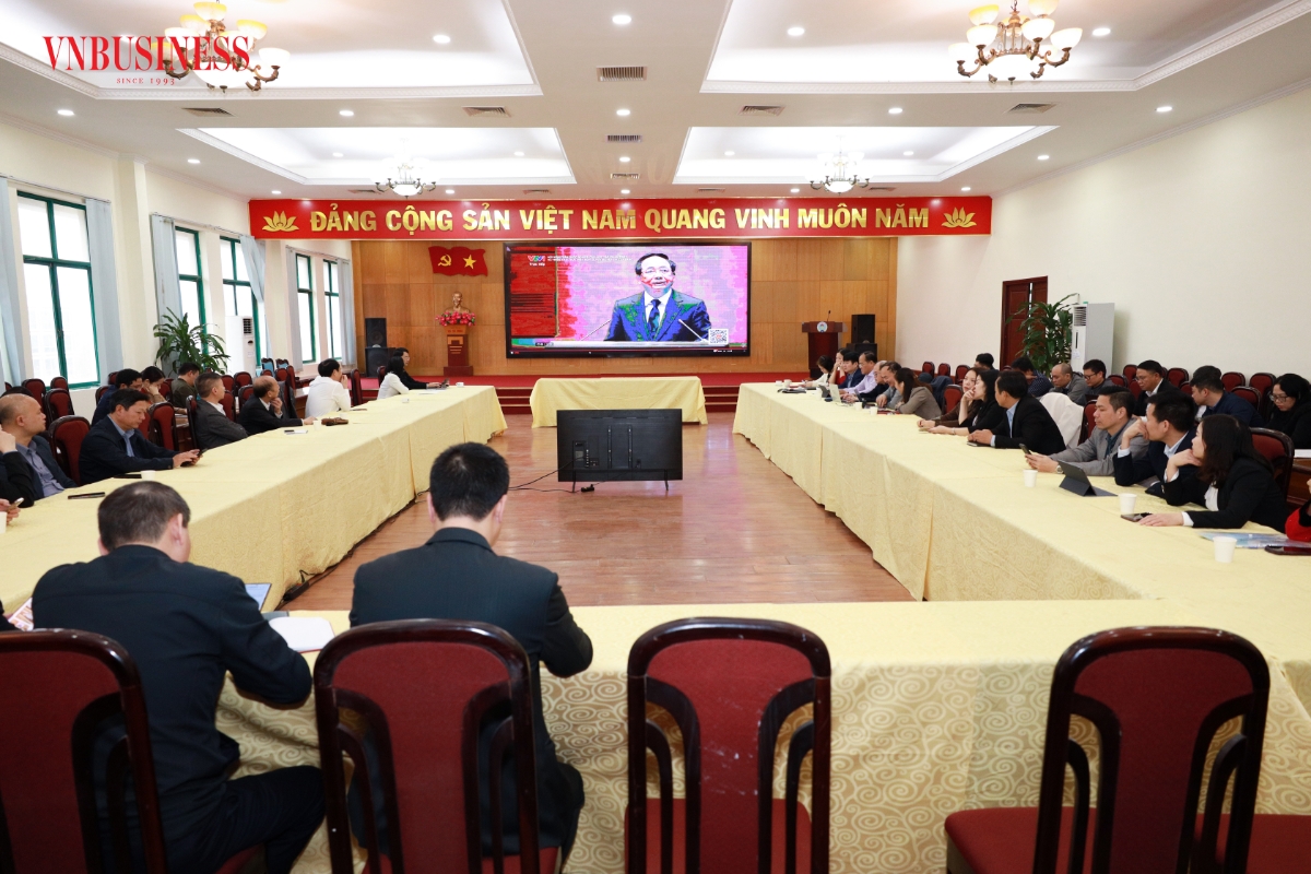 Các đại biểu dự Hội nghị trực tuyến tại điểm cầu Liên minh HTX Việt Nam.