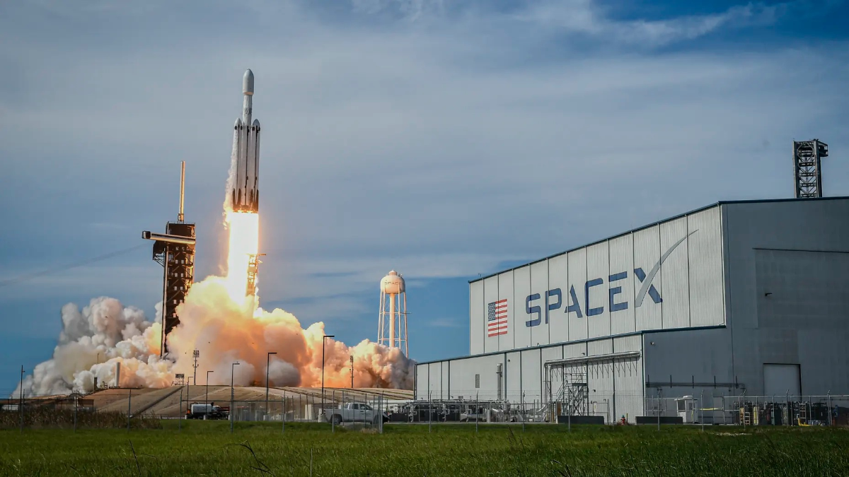 Thương vụ sáp nhập SpaceX - xAI tạo ra thực thể tư nhân định giá 1.250 tỷ USD.