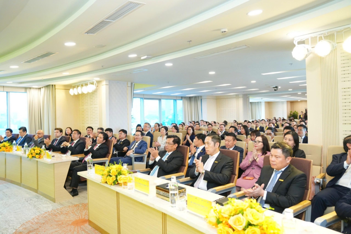 Nam A Bank tổ chức Lễ ký kết Hợp tác triển khai các sáng kiến chuyển đổi xanh trong VIFC – HCMC.