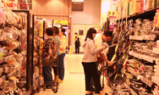 Các siêu thị mini đang hưởng lợi nhờ chuyển dịch thói quen mua sắm và triển vọng từ những chính sách mới.