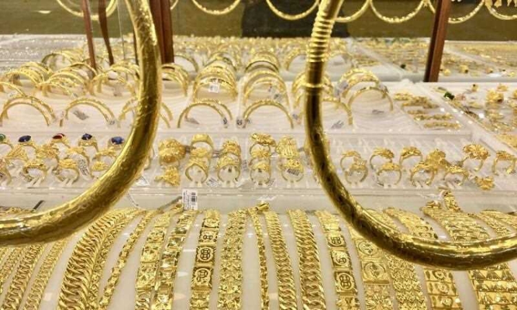 Giảm mạnh tới 2 triệu đồng/lượng, giá vàng trong nước còn 179 triệu đồng/lượng