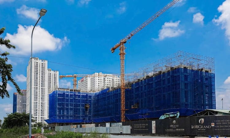 Thị trường ấm lên, doanh nghiệp bất động sản mạnh dạn nâng mục tiêu