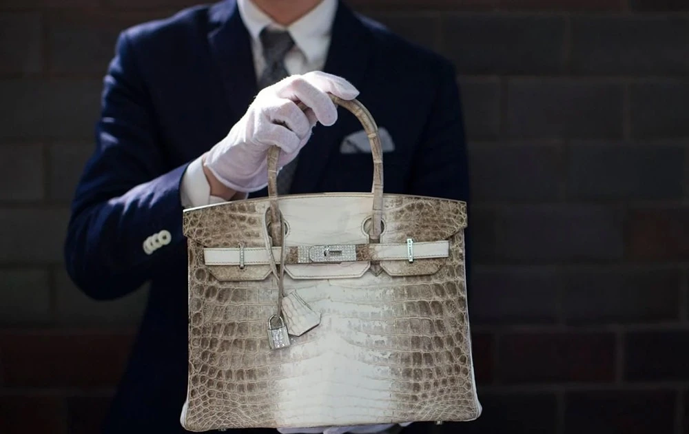 Túi xách xa xỉ trên thị trường bán lại được định giá như tài sản đầu tư.
