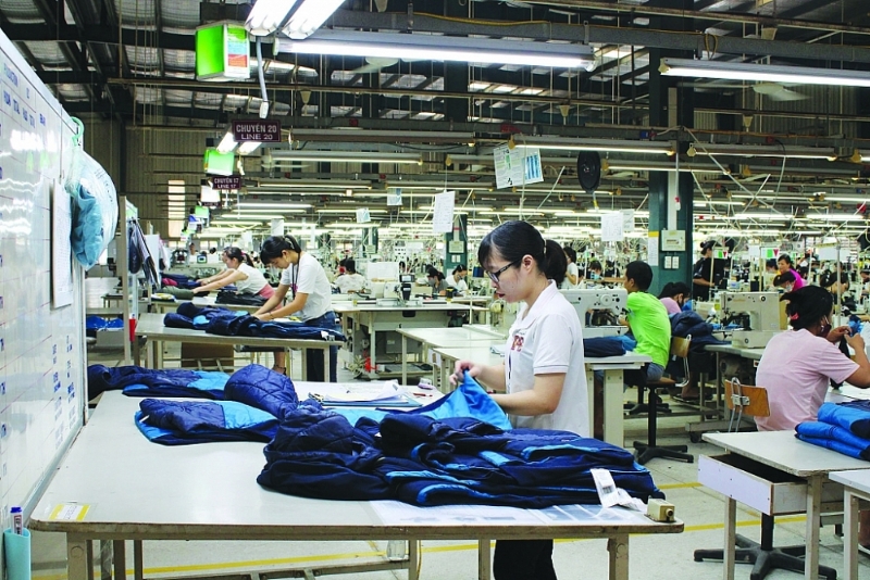 Thuế quan Mỹ biến động: Cơ hội hoàn thuế và bài toán 15% với dệt may Việt Nam