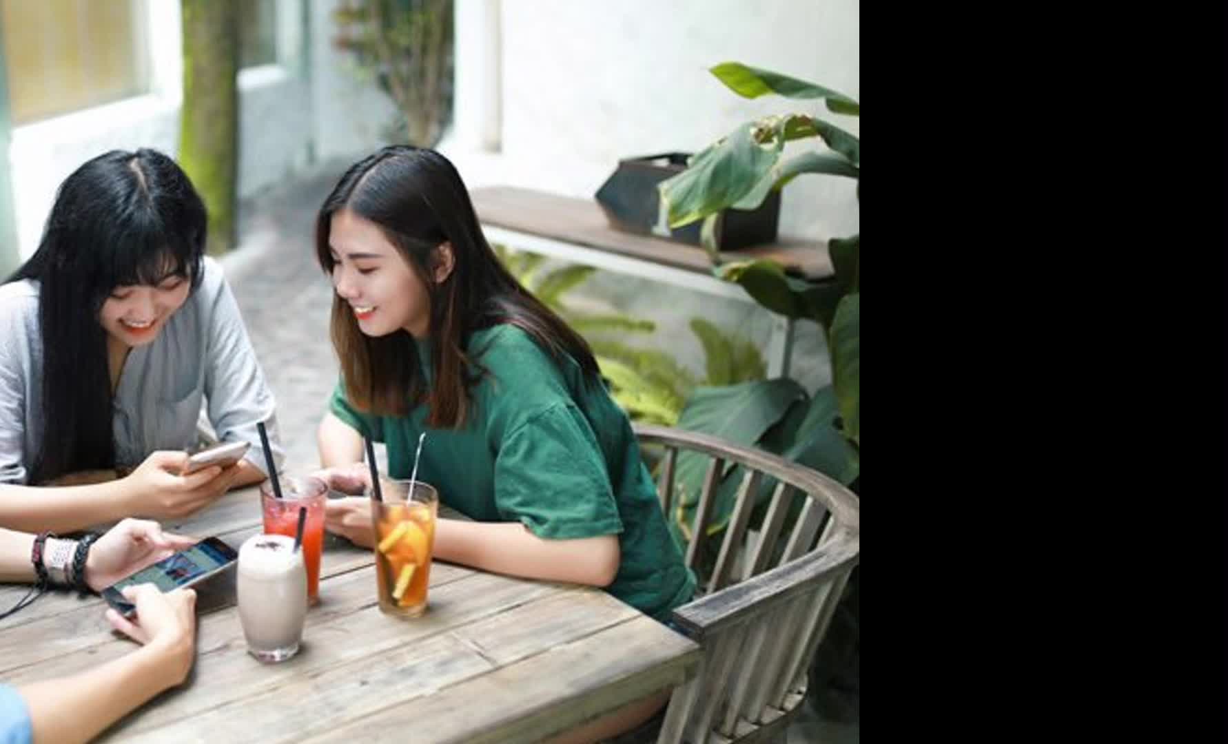 Xu hướng chuyển dịch từ thoại sang data ngày càng rõ nét.