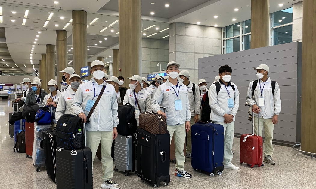 Tạm dừng đưa lao động sang Trung Đông vì xung đột căng thẳng.