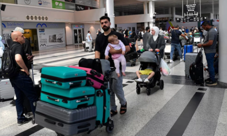 Chuỗi cung ứng quốc tế chịu áp lực khi lưu lượng hàng không suy giảm.