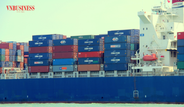 Thuế quan cao, xung đột Trung Đông: Logistics, dệt may, phân bón và cao su ứng phó ra sao?