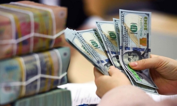 Áp lực đang đè nặng lên chính sách tiền tệ