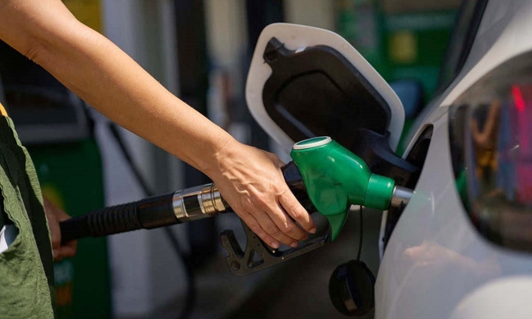 Giá xăng dầu trong nước tiếp tục được điều chỉnh tăng