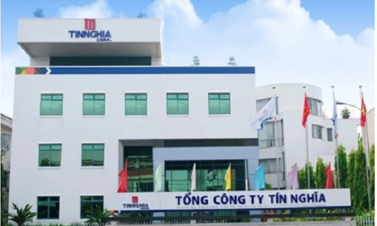 Chủ tịch KCN Tín Nghĩa từ nhiệm khi ‘đầu tàu’ suy yếu