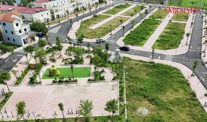 Đất đấu giá vẫn âm ỉ ‘sốt’