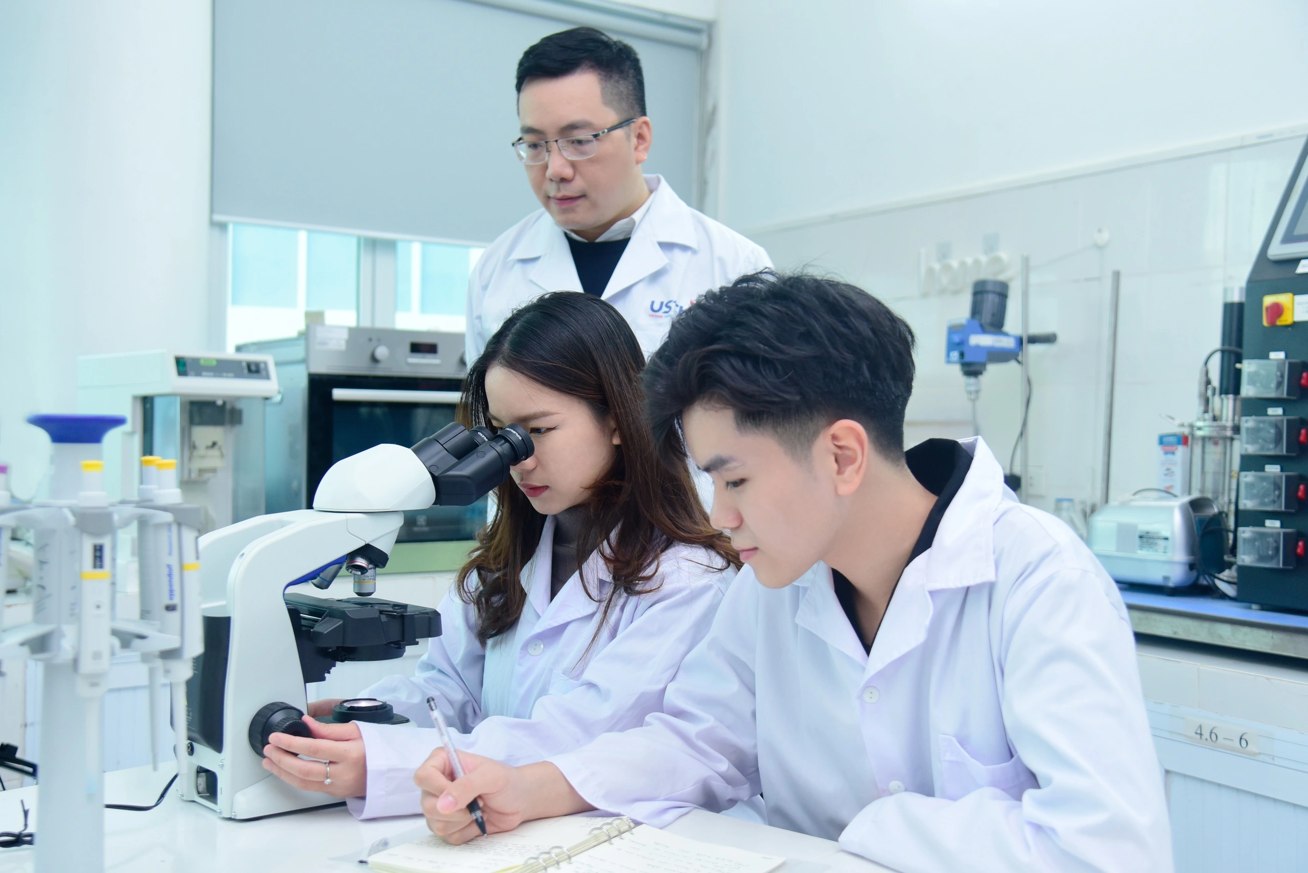 Hà Nội triển khai nhiều chính sách đãi ngộ để thu hút nhân lực chất lượng cao.