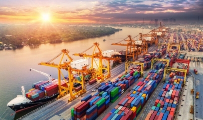 Thương mại điện tử xuyên biên giới thúc đẩy nhu cầu chuyển phát quốc tế.