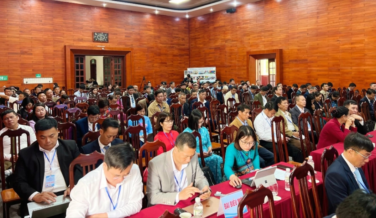 Đại hội diễn ra với sự góp mặt của 196 đại biểu chính thức đến từ cơ quan Liên minh HTX tỉnh và các HTX thành viên,