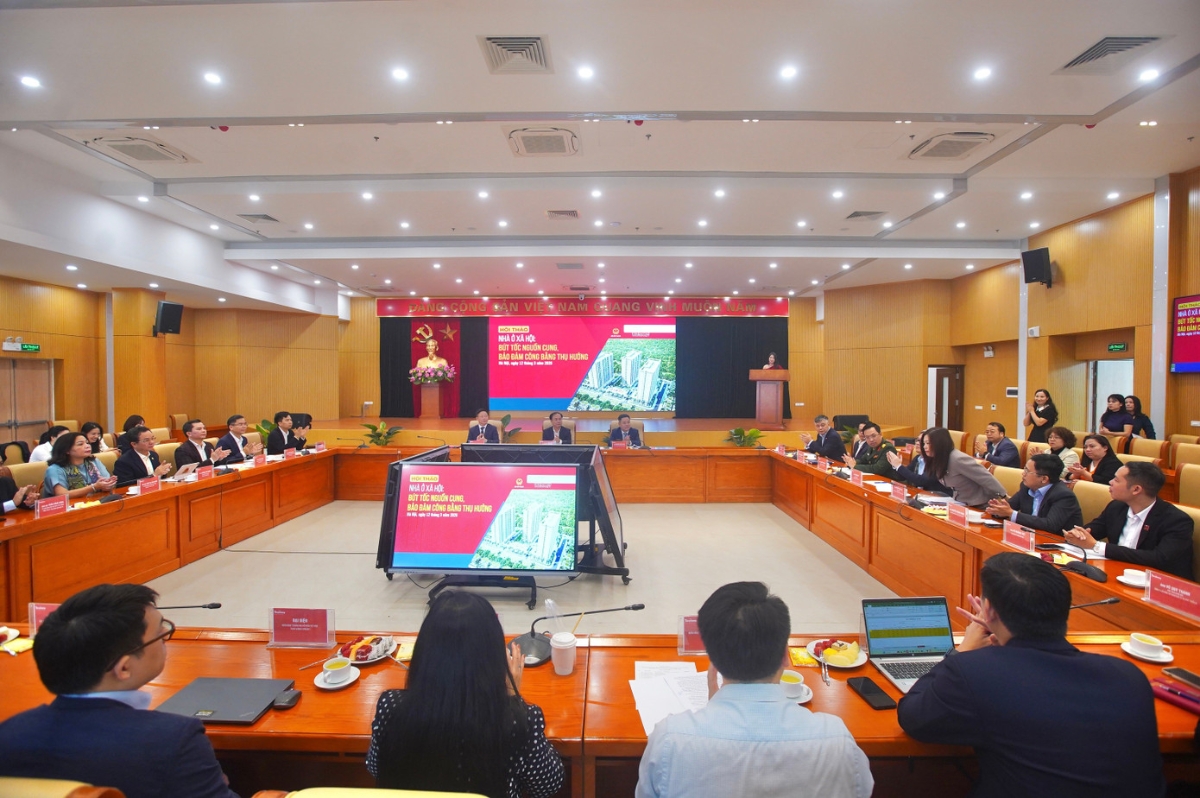 Các chuyên gia chỉ rõ điểm nghẽn phát triển NƠXH không chỉ nằm ở rào cản thủ tục hay gánh nặng lãi suất, mà sâu xa hơn là sai lầm khi đang dùng "tư duy thị trường" để giải quyết một bài toán an sinh xã hội.