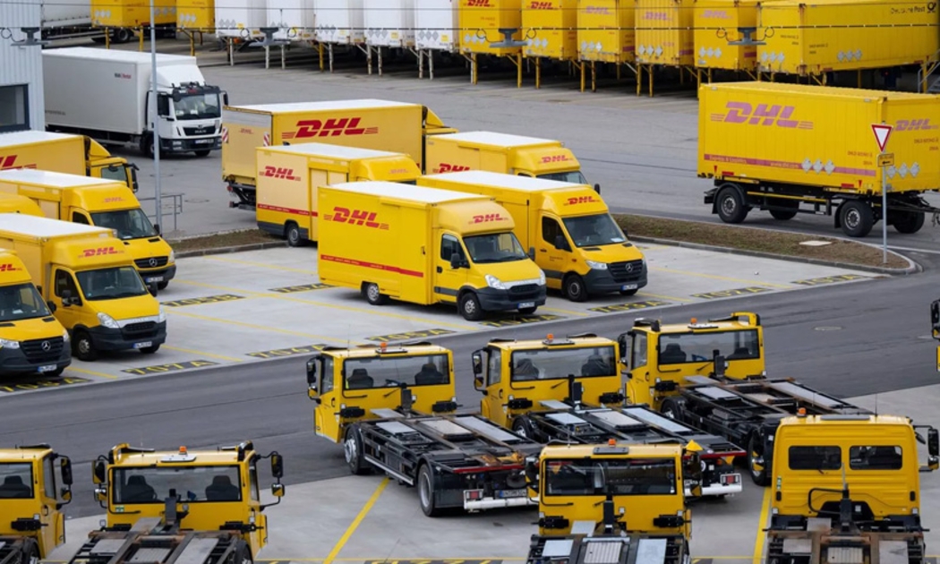 Logistics chịu áp lực khi giá nhiên liệu liên tục biến động.