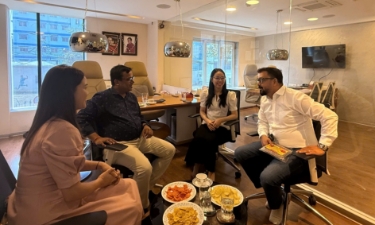 Các doanh nghiệp nhanh chóng tìm hướng đi mới nhằm giảm thiểu rủi ro.