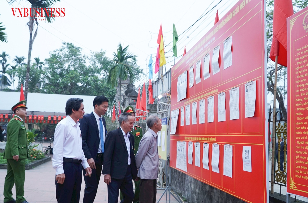 Trong không khí dân chủ, minh bạch, từng lá phiếu được cử tri trân trọng gửi gắm niềm tin và kỳ vọng vào những đại biểu xứng đáng đại diện cho ý chí, nguyện vọng của nhân dân.