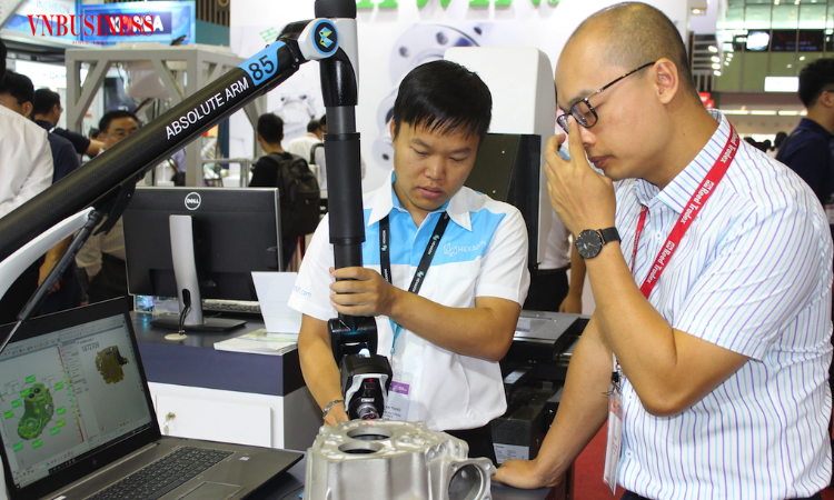 Thiếu hụt nhân lực số: Doanh nghiệp Việt làm gì để không tụt lại?